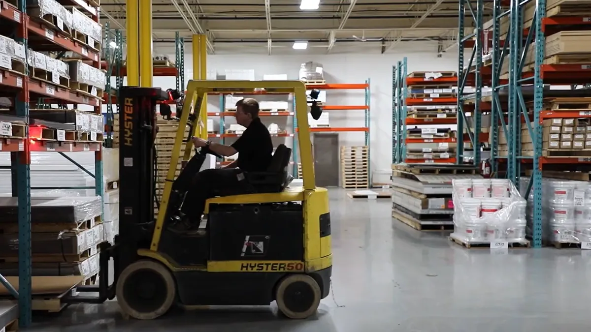 Magnetite Canada Warehouse